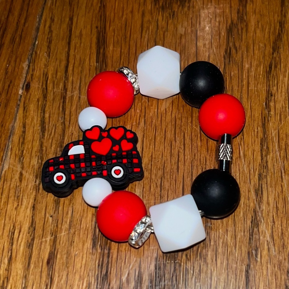 Handmade New Love truck Valentines Day Beaded Tumbler
Stanley cup charm Bracelet